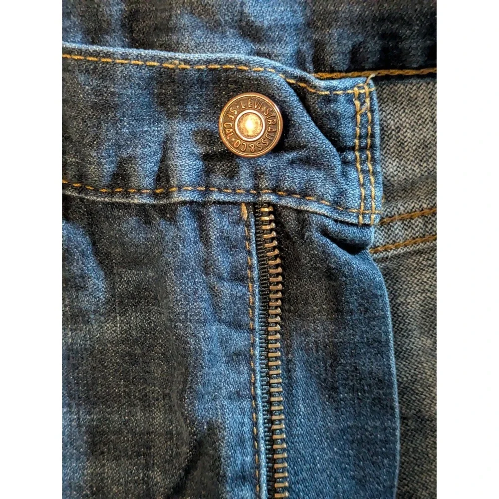 Levi's Jeans Men 514  34x32 Blue Denim Zipper Fly 100% Cotton